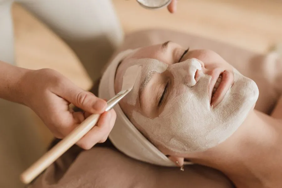 Photo libre de droits : Révélez votre éclat naturel grâce au meilleur des soins écoresponsables